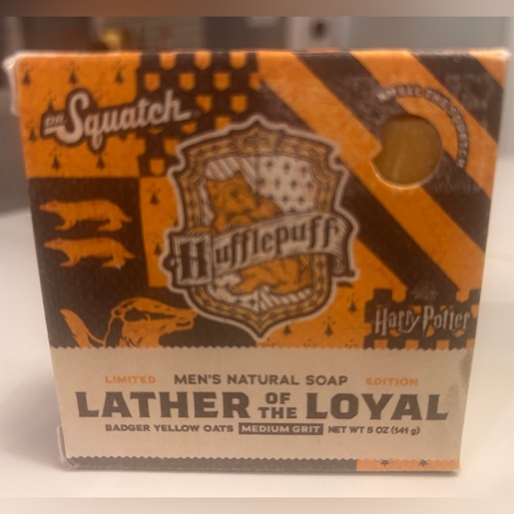 Dr. Squatch Other - Dr. Squatch Hufflepuff Lather Of The Loyal Men's Natural Soap